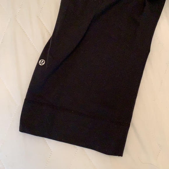 Lululemon wide leg capris - Picture 2 of 3